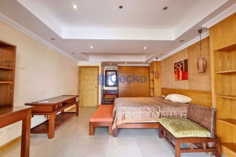Condo in Pattaya, Thailand, 3 bedrooms № 199605 - photo 30