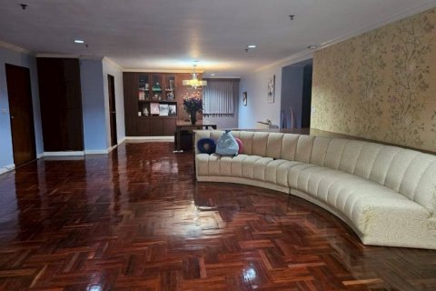 Condo à Bangkok, Thaïlande, 3 chambres  № 134456 - photo 2