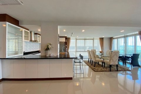 Eigentumswohnung auf Jomtien Beach, Pattaya, Thailand, 3 Schlafzimmer № 222932 - Foto 4