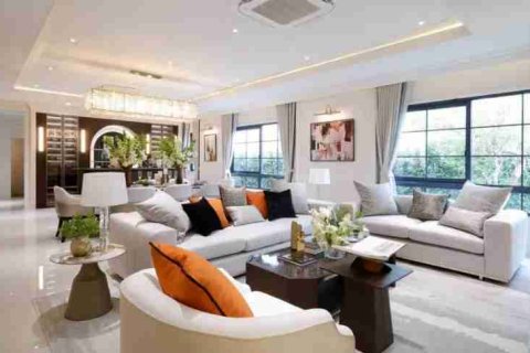 Maison à Thonburi, Bangkok, Thaïlande 5 chambres № 184042 - photo 7