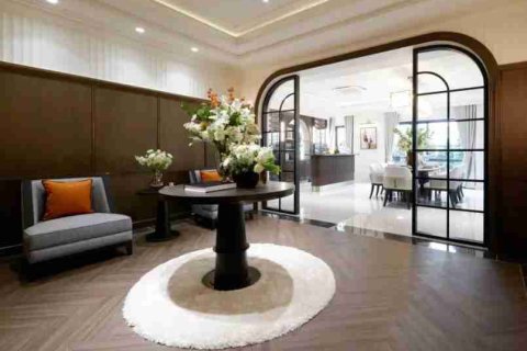 Maison à Thonburi, Bangkok, Thaïlande 5 chambres № 184042 - photo 8