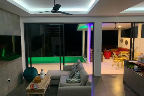 Villa in Ko Samui, Thailand 3 bedrooms № 180124 - photo 13