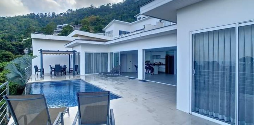 Villa on Chaweng Beach, Ko Samui, Thailand 4 bedrooms № 180129