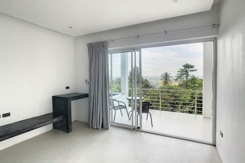 Villa on Chaweng Beach, Ko Samui, Thailand 4 bedrooms № 180129 - photo 12