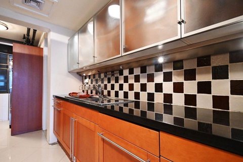 Кондоминиум с 3 спальнями в Патхум Ване, Бангкок, Таиланд № 133812 - фото 5