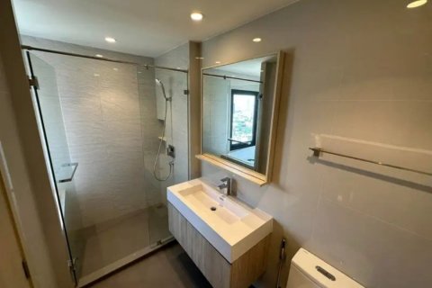 Condo in Watthana, Bangkok, Thailand, 2 bedrooms  № 133813 - photo 6