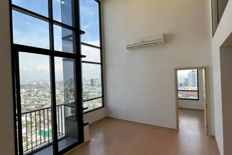 Condo in Watthana, Bangkok, Thailand, 2 bedrooms  № 133813 - photo 1