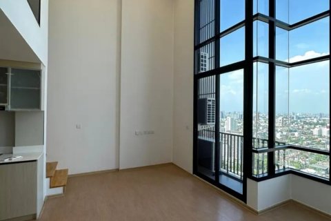 Condo in Watthana, Bangkok, Thailand, 2 bedrooms  № 133813 - photo 12