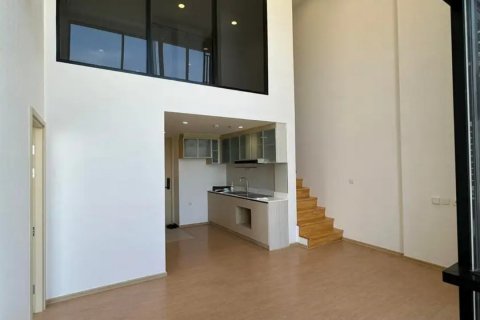 Condo in Watthana, Bangkok, Thailand, 2 bedrooms  № 133813 - photo 11