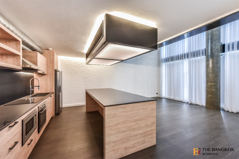 Condo in Bangkok, Thailand, 4 bedrooms  № 188805