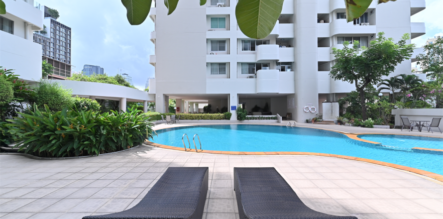 Condo à Bangkok, Thaïlande, 3 chambres № 188590