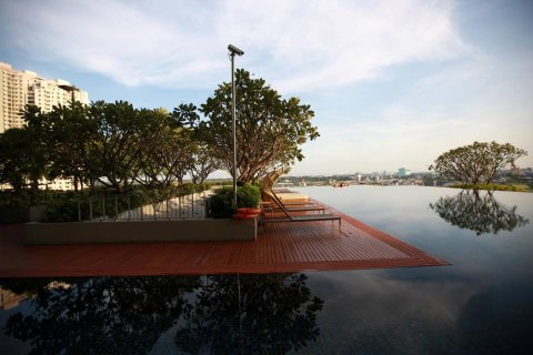 Condo in Bangkok, Thailand, 3 bedrooms  № 181013 - photo 18