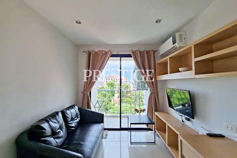 Condo in Pattaya, Thailand, 1 bedroom № 209050 - photo 2
