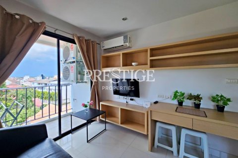 Condo in Pattaya, Thailand, 1 bedroom № 209050 - photo 3