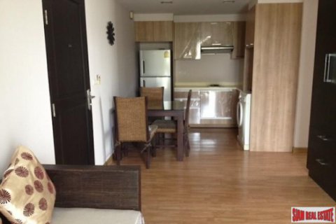 Apartment in Bangkok, Thailand 2 bedrooms № 193912 - photo 5