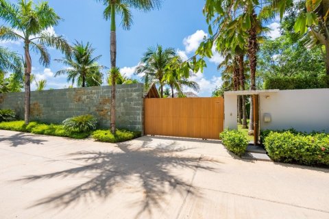 Villa in Phuket, Thailand 4 bedrooms № 157114 - photo 6