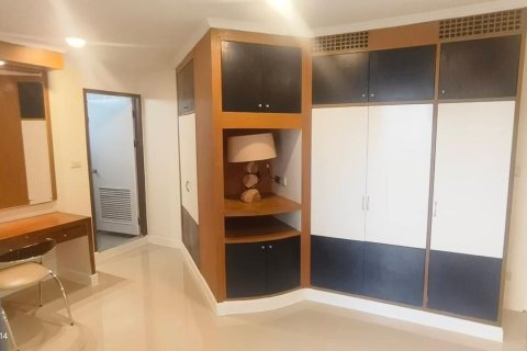 Condo in Ratchathewi, Bangkok, Thailand, 2 bedrooms № 157115 - photo 6