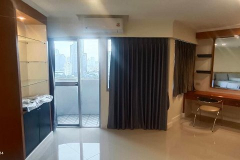 Condo in Ratchathewi, Bangkok, Thailand, 2 bedrooms № 157115 - photo 9