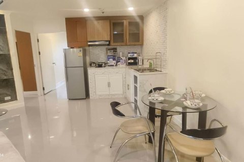 Condo in Ratchathewi, Bangkok, Thailand, 2 bedrooms № 157115 - photo 5