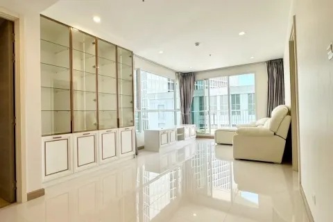 Condo in Yan Nawa, Bangkok, Thailand, 2 bedrooms  № 157119 - photo 1