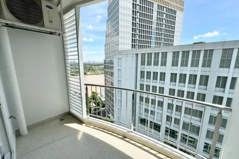 Condo in Yan Nawa, Bangkok, Thailand, 2 bedrooms  № 157119 - photo 10