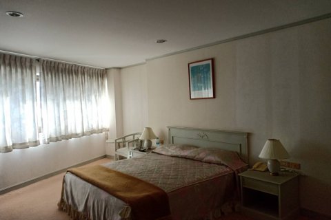 Кондоминиум с 2 спальнями в Ча-аме, Таиланд № 138801 - фото 5