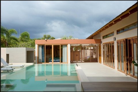 Villa in Phuket, Thailand 4 bedrooms № 138797 - photo 17