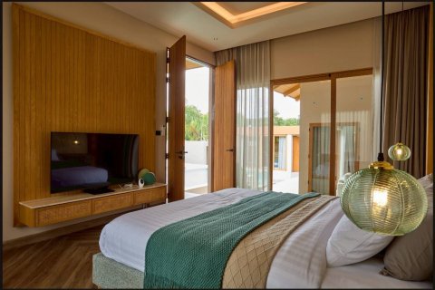 Villa in Phuket, Thailand 4 bedrooms № 138797 - photo 9