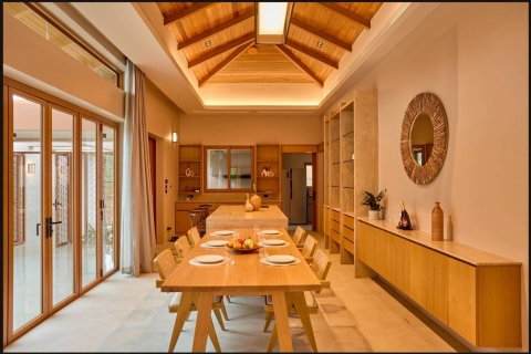 Villa in Phuket, Thailand 4 bedrooms № 138797 - photo 22