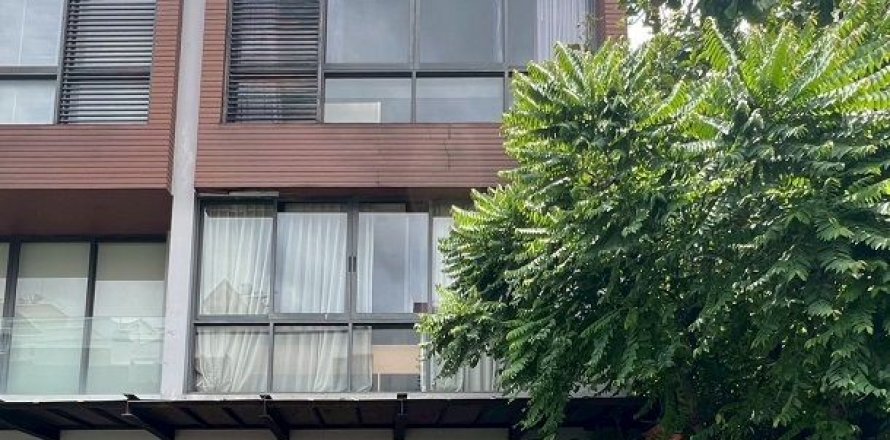 Duplex à Yan Nawa, Bangkok, Thaïlande 4 chambres № 136593