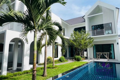 Вилла в Чиангмае, Таиланд с 4 спальнями № 162593 - фото 2