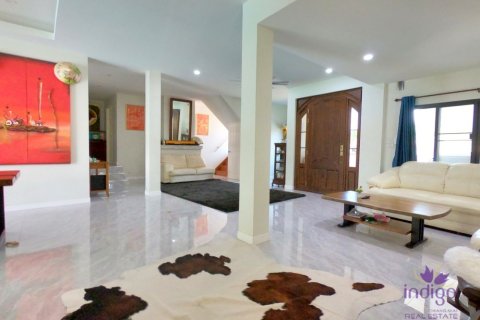Villa in Chiang Mai, Thailand 3 bedrooms № 162587 - photo 3