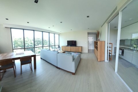 Condo in Bangkok, Thailand, 2 bedrooms  № 180984 - photo 2