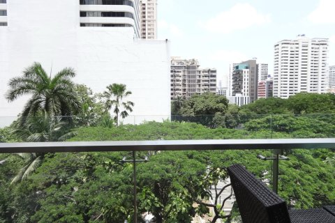 Condo in Bangkok, Thailand, 2 bedrooms  № 180984 - photo 19