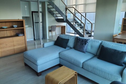 Condo in Bangkok, Thailand, 2 bedrooms  № 180984 - photo 10