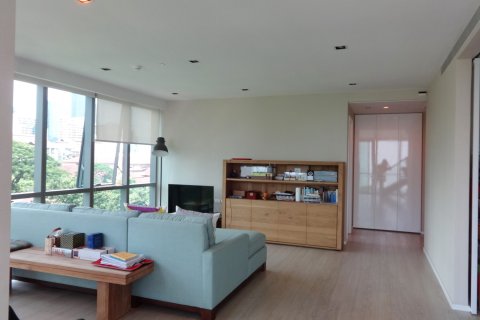 Condo in Bangkok, Thailand, 2 bedrooms  № 180984 - photo 3