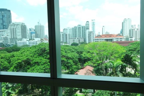 Condo in Bangkok, Thailand, 2 bedrooms  № 180984 - photo 14
