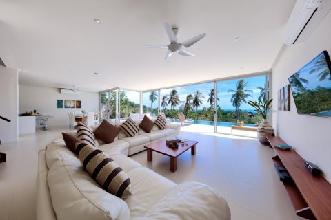 House in Ko Samui, Thailand 3 bedrooms № 180988 - photo 2