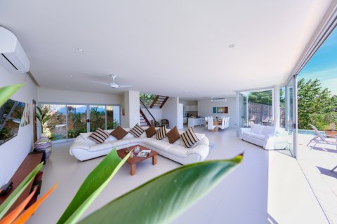 House in Ko Samui, Thailand 3 bedrooms № 180988 - photo 4