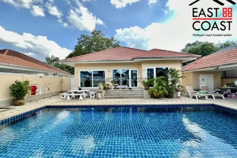 Casa de 4 dormitorios en Jomtien Beach, Pattaya, Tailandia № 212649 - foto 8