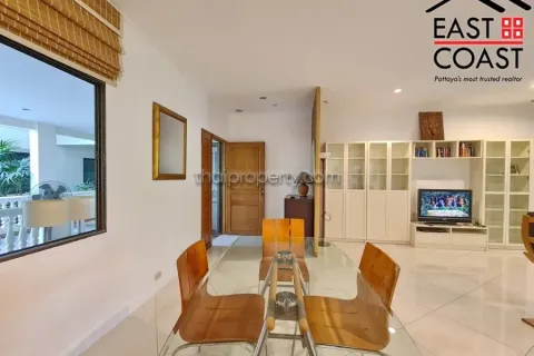Condominio de 2 dormitorios en Pattaya, Tailandia № 212653 - foto 4