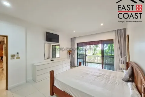 Condominio de 2 dormitorios en Pattaya, Tailandia № 212653 - foto 11