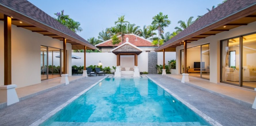 Villa in Phuket, Thailand 3 bedrooms № 149580