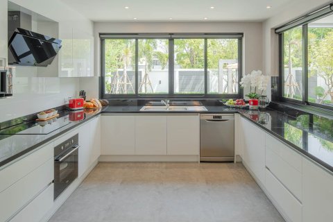 Villa à Chiang Mai, Thaïlande 4 chambres № 149581 - photo 5