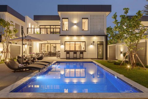 Villa in Chiang Mai, Thailand 4 bedrooms № 149581