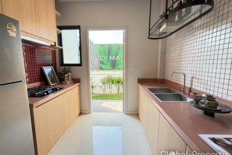 House in Pattaya, Thailand 4 bedrooms № 151046 - photo 26