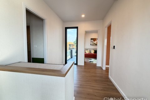 House in Pattaya, Thailand 4 bedrooms № 151046 - photo 30