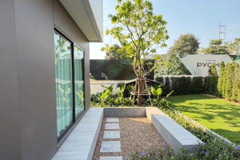 House in Pattaya, Thailand 4 bedrooms № 151046 - photo 15
