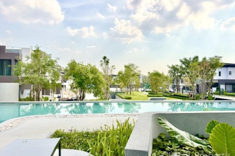 House in Pattaya, Thailand 4 bedrooms № 151046 - photo 3