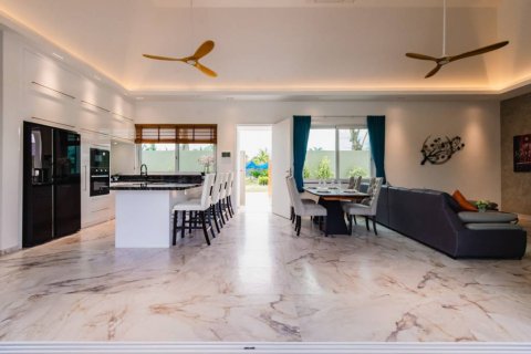 Вилла в Хуа Хине, Таиланд с 3 спальнями  № 115206 - фото 8